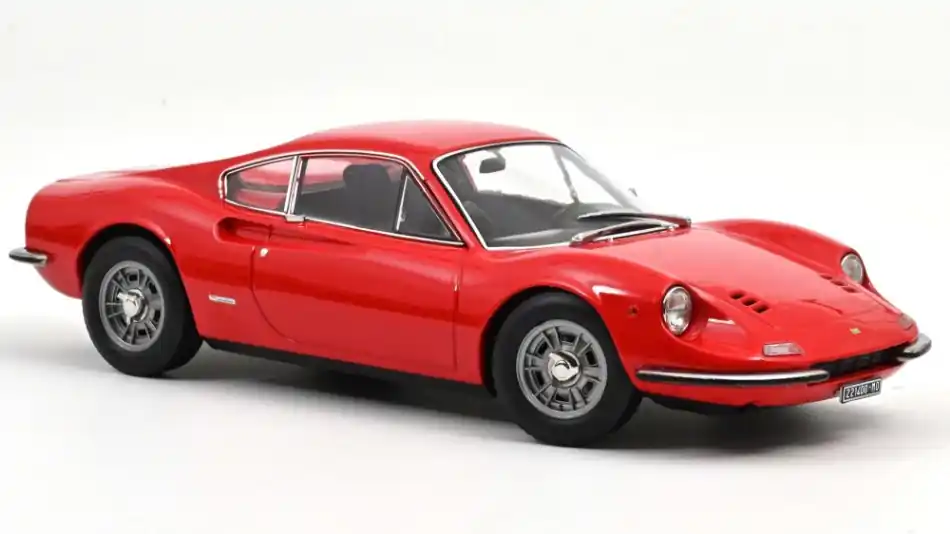 Ferrari Dino 246 GT 1968 modellautó Kihagyhatatlan ajánlat