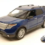 Expressz kézbesítés Ford Explorer XLT 2015 modellautó