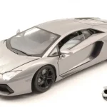 Lamborghini Aventador 2011 modellautó Kedvezmény