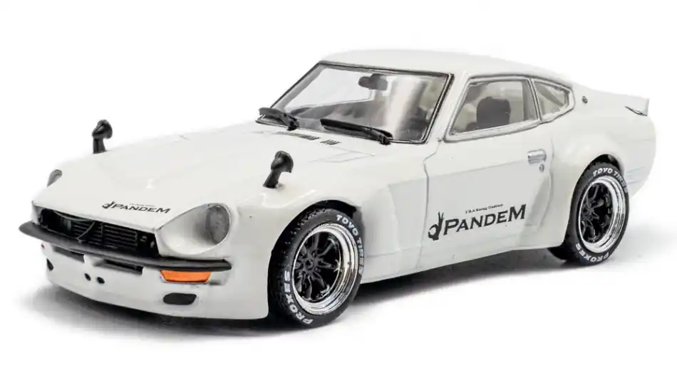 Datsun 240Z Rocket Bunny Coupé 1973 modellautó Szuper akció