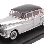 Akció Mercedes-Benz 300 (W189) Adenauer 1951 modellautó
