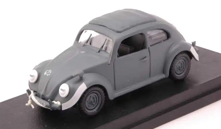 Akció Volkswagen Bogár SS regisztrációs táblával 1942 modellautó