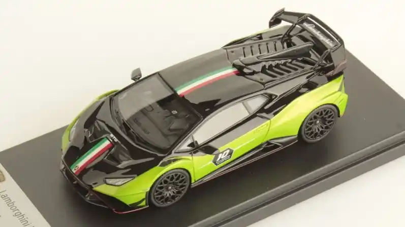 Lamborghini Huracan STO modellautó Szuper akció