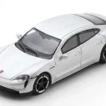 Különleges ajánlat Porsche Taycan Turbo S 2019 modellautó