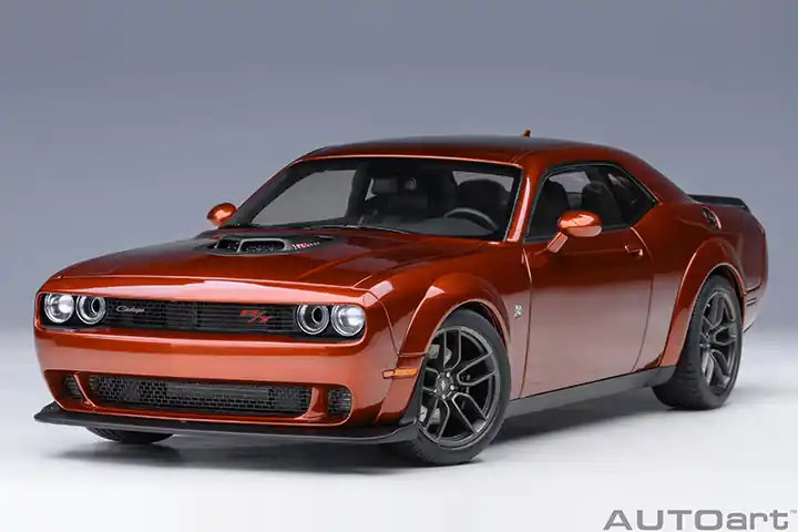 Outlet Dodge Challenger R/T Scat Pack Widebody 2022 modellautó