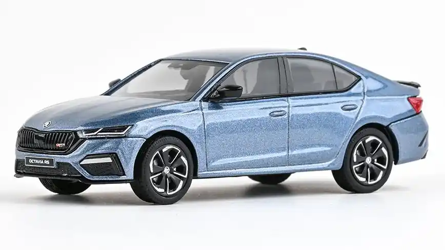 Rendeld meg most Skoda Octavia 4 RS 2020 modellautó