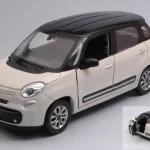 Vásárlói kedvenc Fiat 500L 2013 modellautó