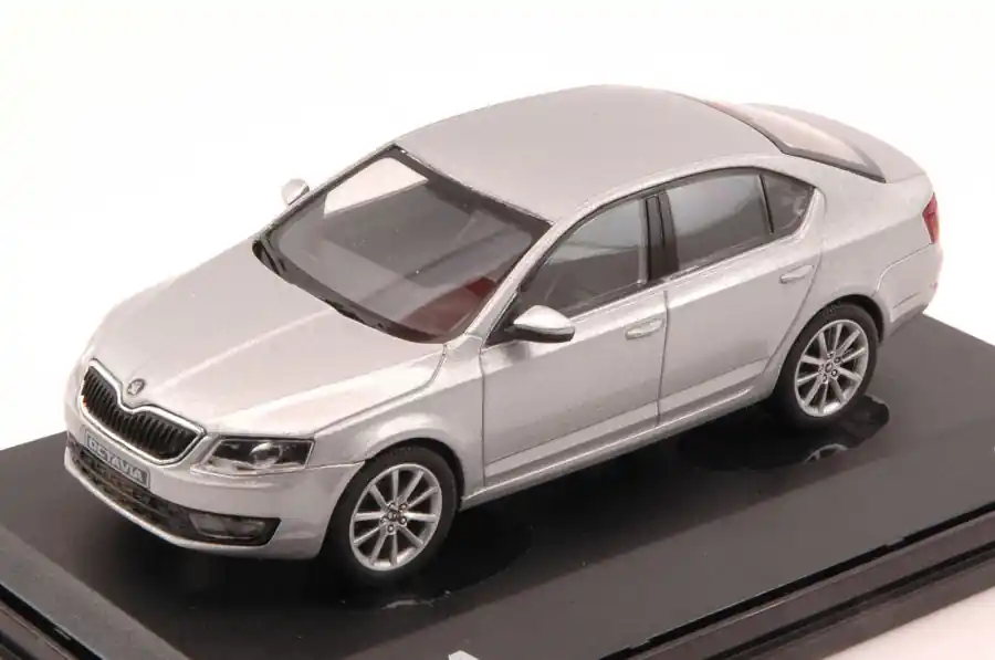 Vedd meg online Skoda Octavia 3 2013 modellautó