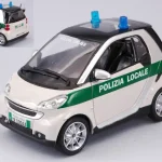 Smart fortwo Polizia Locale modellautó Expressz szállítás