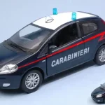 Fiat Grande Punto Carabinieri modellautó Akció