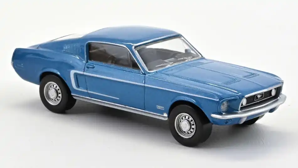 Ford Mustang Fastback 1968 modellautó Különleges ajánlat