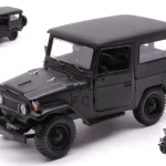 Toyota FJ40 Land Cruiser 1974 modellautó Szuper akció