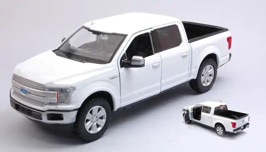 Kedvezmény Ford F-150 Lariat 2019 modellautó