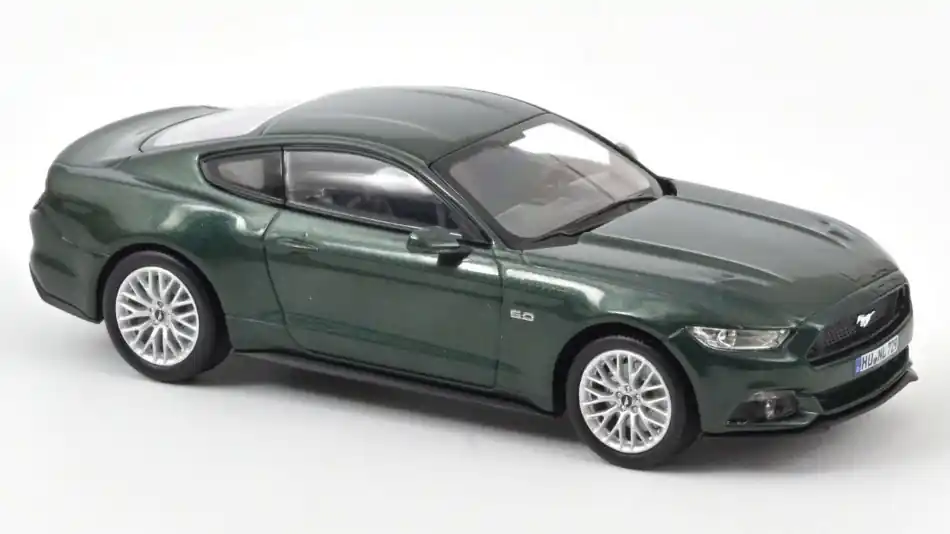 Exkluzív ajánlat Ford Mustang 2015 modellautó