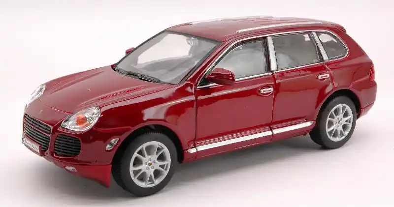 Porsche Cayenne Turbo 2002 modellautó Vedd meg online