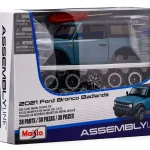 Prémium Ford Bronco Badlands 2021 összeszerelhető modellautó