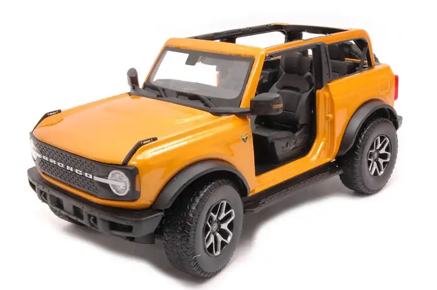 Szuper ajánlat Ford Bronco Badlands ajtó nélküli 2021 modellautó
