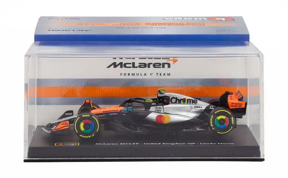 McLaren F1 MCL39 4 Silverstone British GP győztes 2025 L. Norris pilótával és vitrinnel Exkluzív ajánlat
