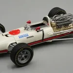Rendeld meg most Honda F1 RA273 7 German GP 1967 J. Surtees
