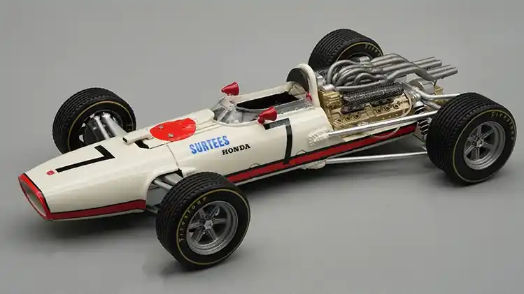 Rendeld meg most Honda F1 RA273 7 German GP 1967 J. Surtees