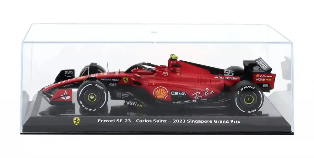 Vedd meg most Ferrari F1 SF-23 55 Singapore GP győztes 2023 C. Sainz