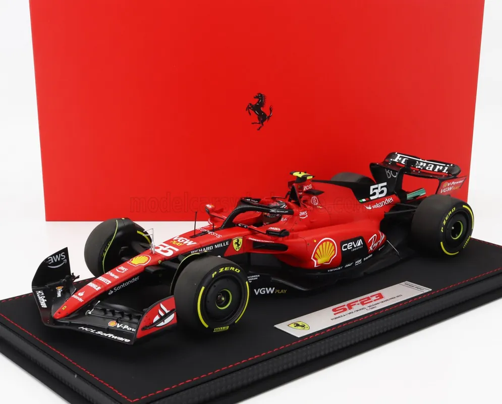 Korlátozott ajánlat Ferrari F1 SF-23 55 Belgium GP 2023 C. Sainz (vitrinnel) Limitált