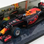 Red Bull F1 RB12 3 Brazilian GP 2016 D. Ricciardo Limitált Árcsökkenés