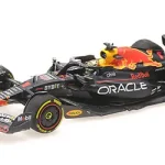Red Bull F1 RB18 1 Abu Dhabi GP győztes 2022 M. Verstappen Limitált Ajánlat