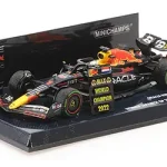 Expressz kézbesítés Red Bull F1 RB18 1 Japan GP győztes 2022 M. Verstappen Pit Board táblával Limitált