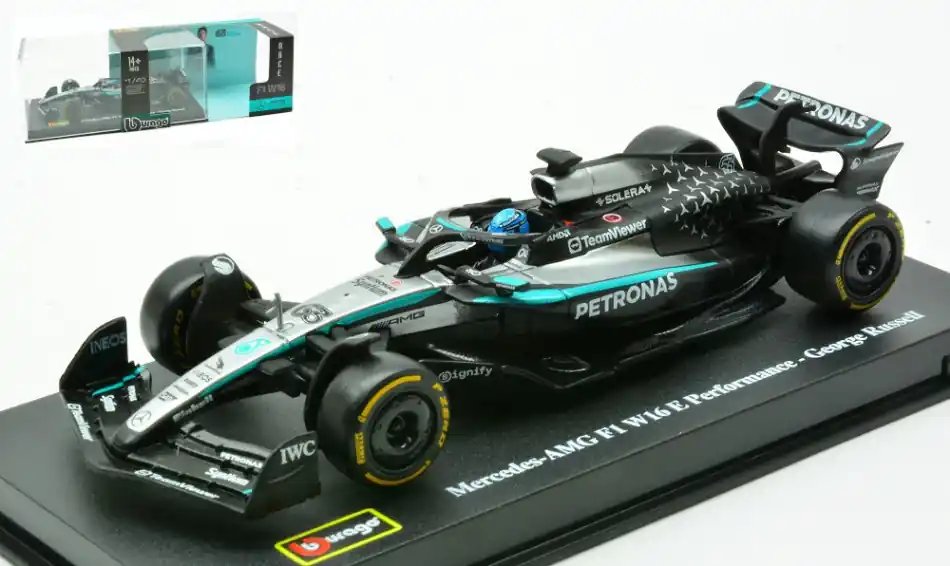 Vedd meg online Mercedes F1 W16 63 2025 G. Russell vitrinnel és pilótával