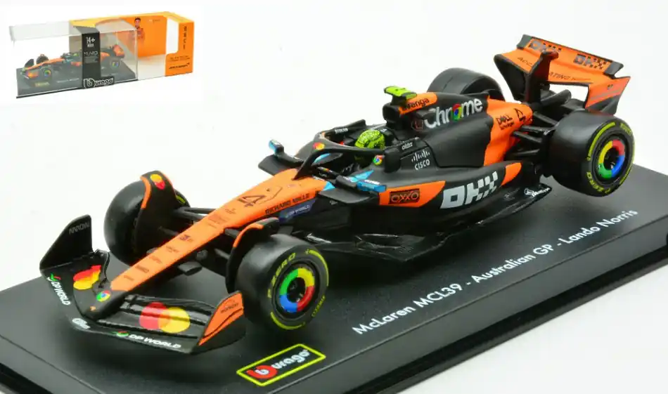 Szuper akció McLaren F1 MCL39 4 2025 L. Norris vitrinnel és pilótával