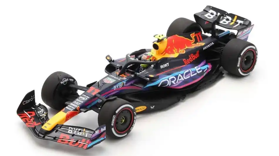 Expressz kézbesítés Red Bull F1 RB19 11 Miami GP 2023 S. Perez