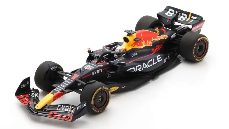 Red Bull F1 RB18 1 Belgium GP győztes 2022 M. Verstappen Árcsökkenés