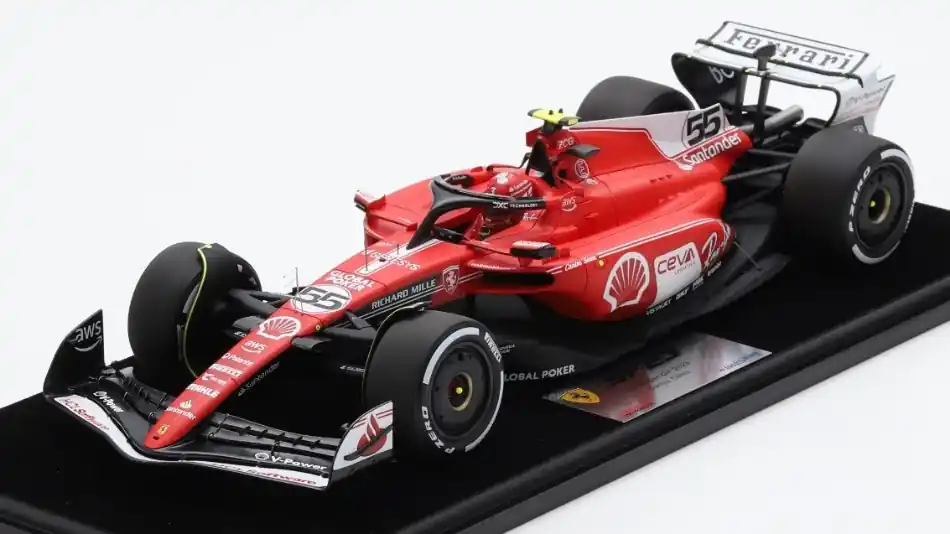 Expressz kézbesítés Ferrari F1 SF-23 n.55 Las Vegas GP 2023 C. Sainz