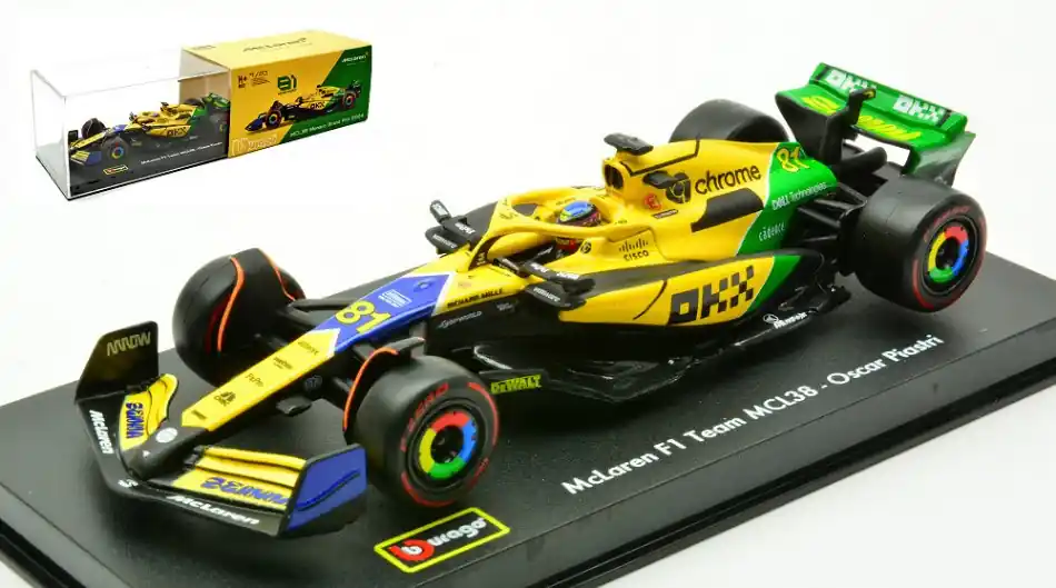 McLaren F1 MCL38 n.81 Monaco GP 2024 O. Piastri pilótával és vitrinnel Prémium