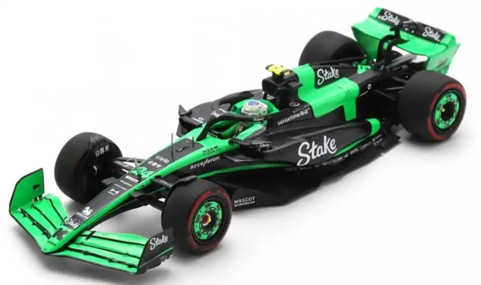 Sauber F1 C44 n.24 China GP 2024 G. Zhou Népszerű