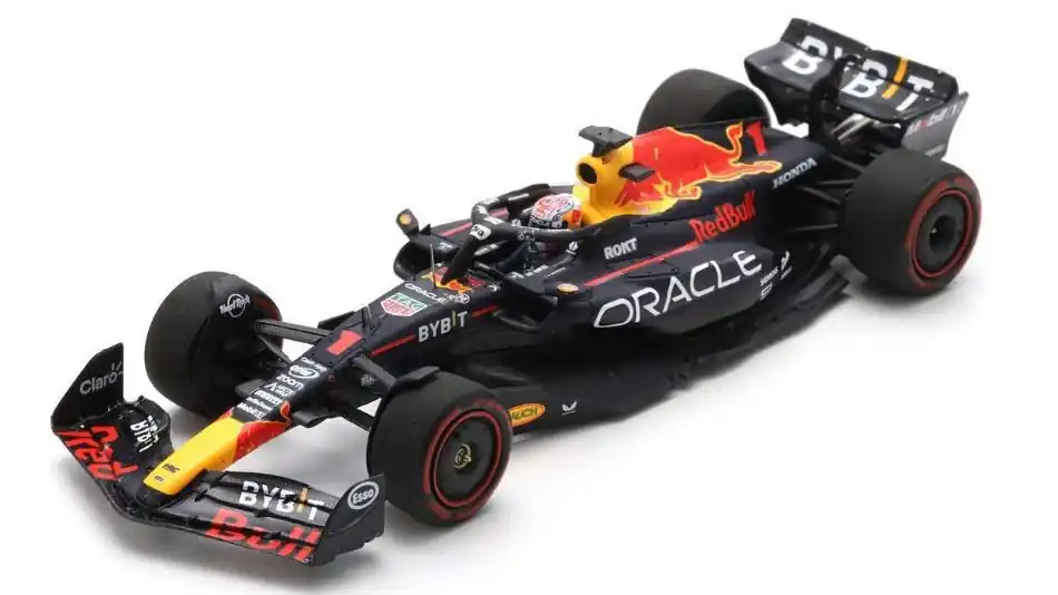 Red Bull F1 RB19 n.1 Spain GP 2023 M. Verstappen Árengedmény