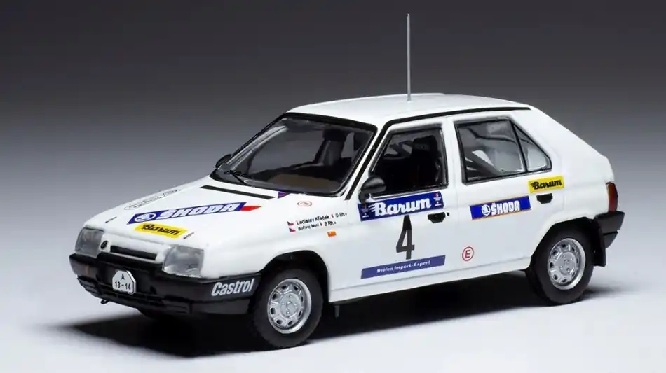 Skoda Favorit 136L (éjszakai változat) n.4 Rally Valasskaa Zima 1989 L. Krecek - B. Motl Biztonságos fizetés
