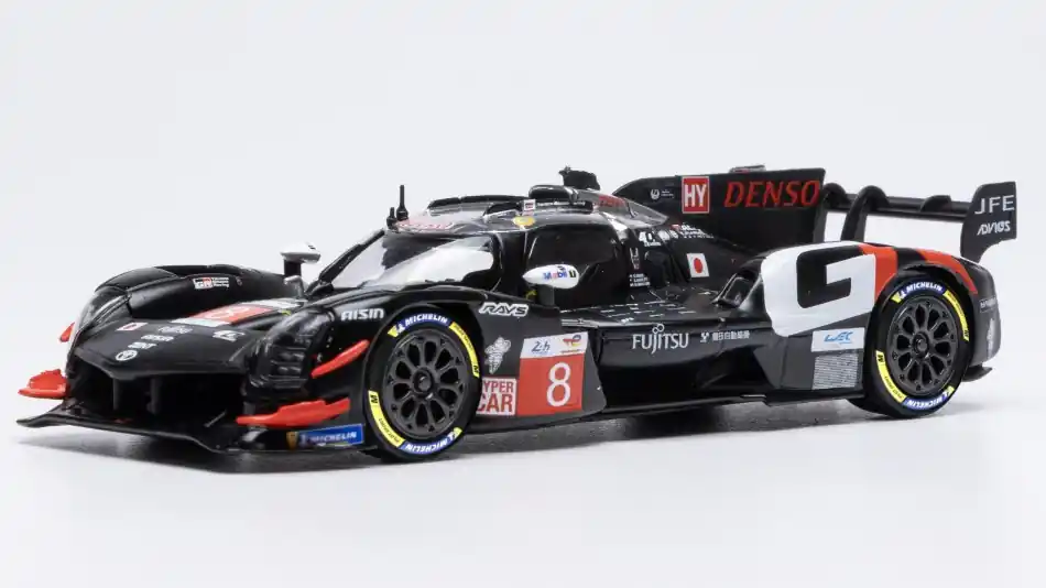 Legjobb ár Toyota GR010 Hybrid 8 24h Le Mans 2025 S. Buemi - R. Hirakawa