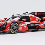 Expressz kézbesítés Toyota GR010 Hybrid 24h Le Mans 2025 M. Conway - N. de Vries
