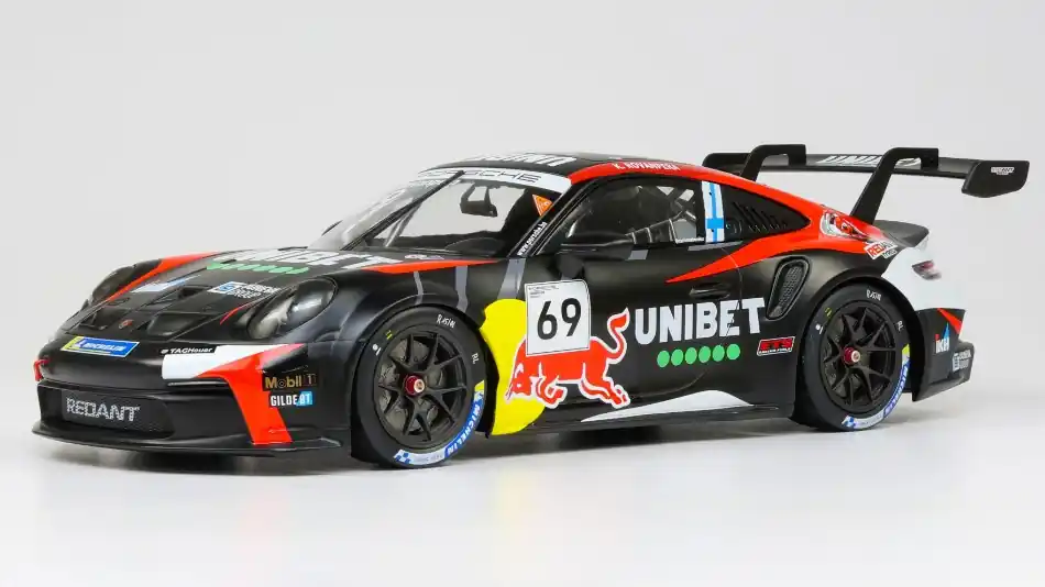 Porsche 911 GT3 Cup 69 Zolder győztes 2024 K. Rovenpera Expressz szállítás