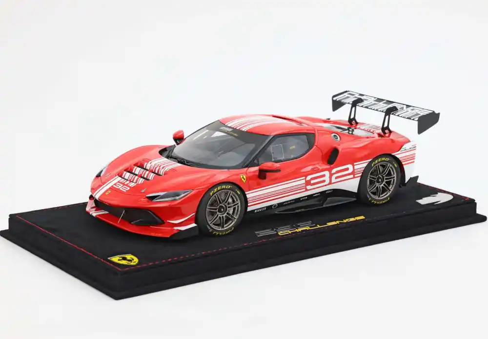 Csak ma Ferrari 296 GT3 Challenge 32 Launch version 2023 (vitrinnel) Limitált