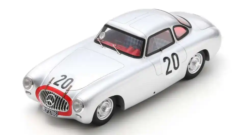 Mercedes 300 SL 20 Le Mans 1952 T. Helfrich - N. Niedermayer Árcsökkenés
