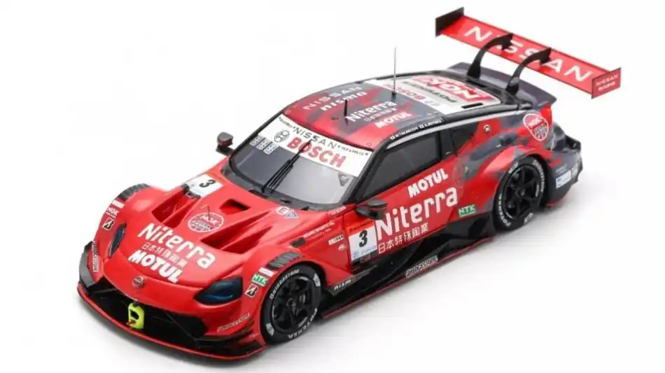 Nissan Z n.3 GT500 Super GT 2024 M. Takaboshi - A. Miyake Árcsökkenés