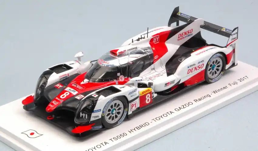 Nézd meg most Toyota TS050 Hybrid n.8 Fuji 2017 S. Buemi - A. Davidson - K. Nakajima