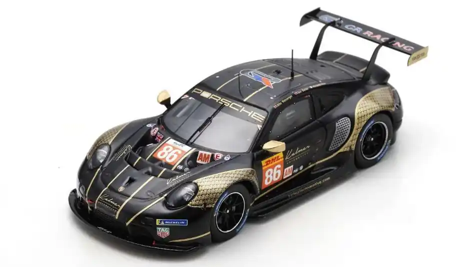 Porsche 911 (992) RSR 19 n.86 Bahrain 2023 M. Wainwright - R. Pera - B. Barker Expressz kézbesítés