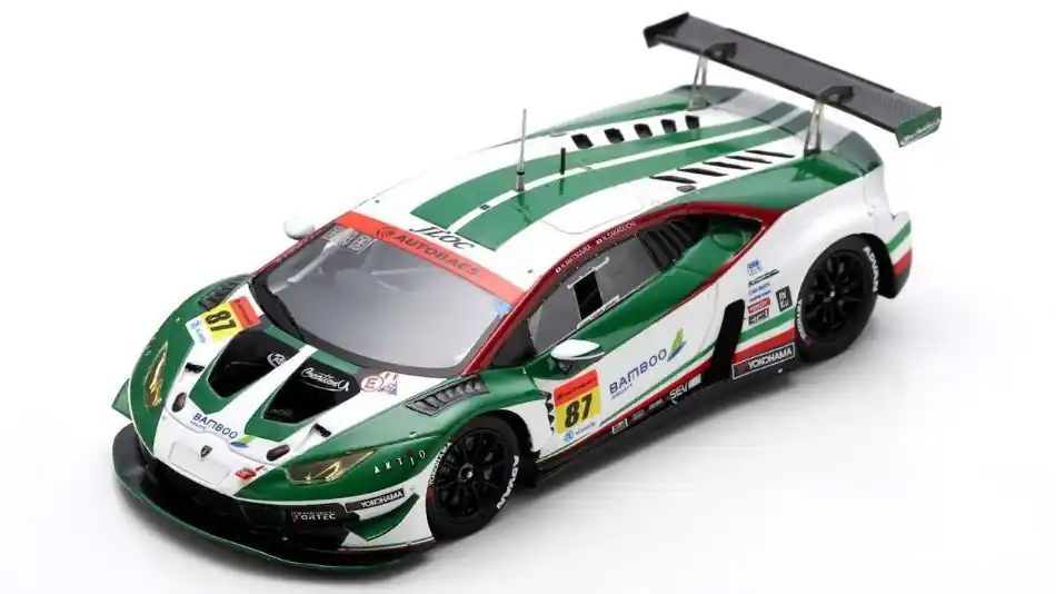 Árengedmény Lamborghini Aventador GT3 n.87 GT300 Super GT 2022 K. Matsuura - N. Sakaguchi