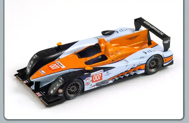 Népszerű Aston Martin AMR-One n.007 Le Mans 2011 S. Mucke - D. Turner - C. Klien