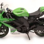 Kawasaki Ninja ZX-10R motor modell Kedvezmény