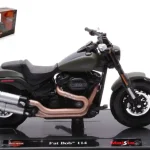 Harley Davidson Fat Bob 114 motor modell Outlet